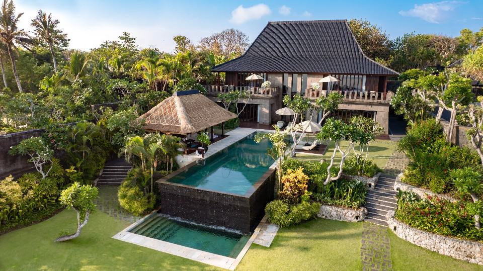 gambar ini adalah Bvlgari Villa Bali